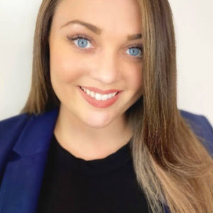 Meet your Posher, Simone